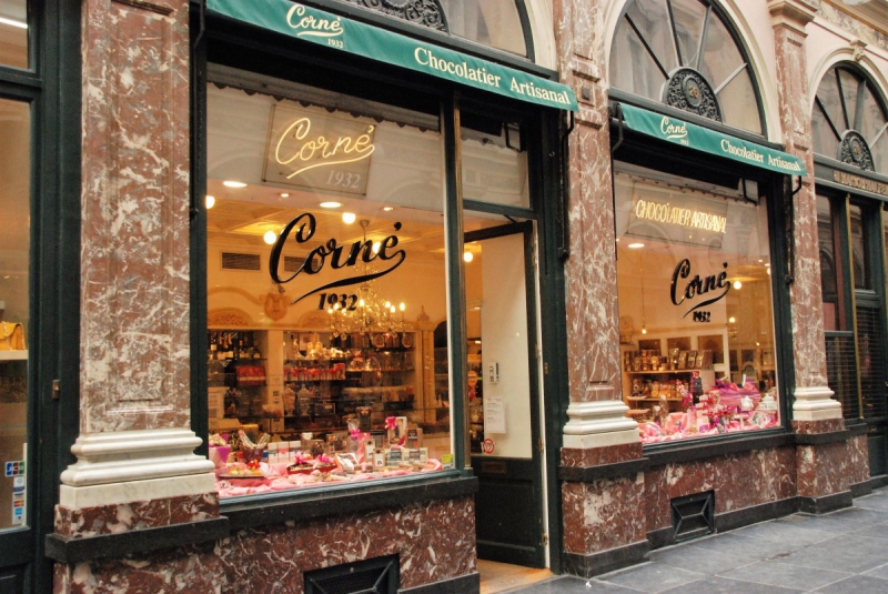 ecommerce-VARAGES-min_chocolate_chocolaterie_shop_luxury_chic_gallery_brussels_belgium-558146